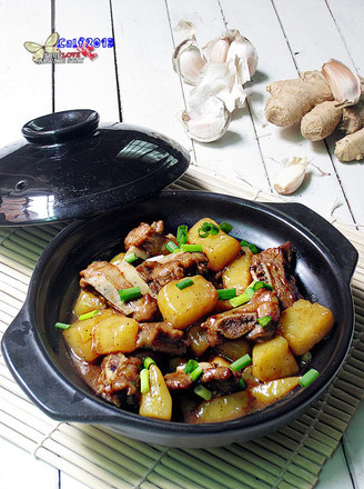 Black Pepper Ribs Stewed Potatoes recipe