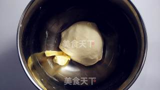 #柏翠大赛# Meng Meng Da Bunny Coconut Stuffed Bread recipe