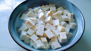 Tofu with Toon Sprouts recipe