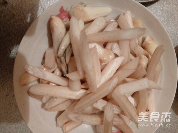 Hot and Sour Lotus Root Strips recipe