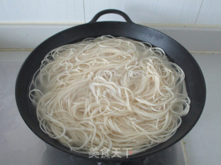 Stir-fried Noodles with Chicken Festive Pork recipe