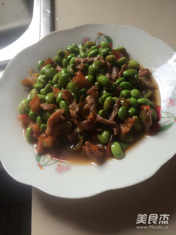 Stir-fried Shredded Pork with Edamame recipe