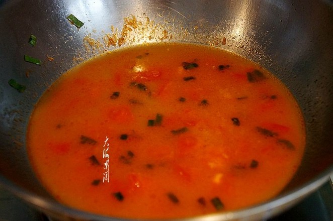 Net Red Tomato Egg Noodles recipe