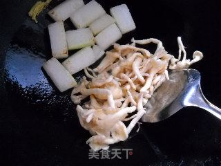 Shimeji Mushroom Roasted Winter Melon recipe