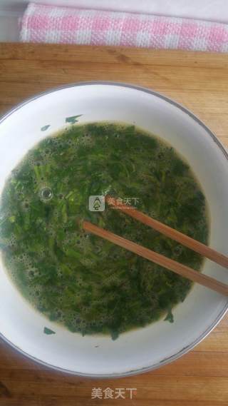 Scrambled Eggs with Toon Sprouts recipe