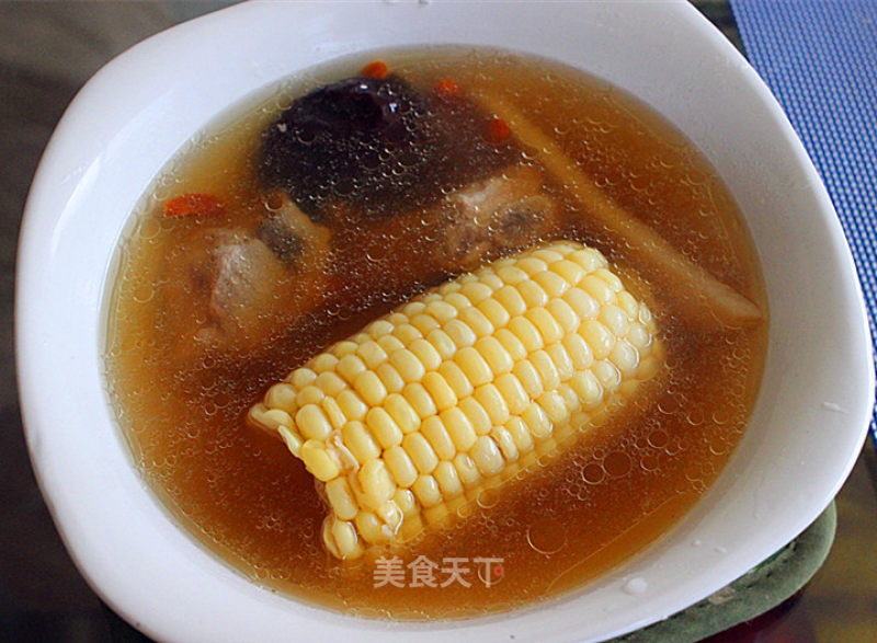 Corn and Red Dates Pork Rib Soup recipe