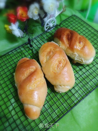 Coconut Bread Roll recipe