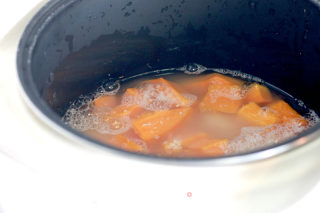 Red Rice Oatmeal Pumpkin Porridge recipe