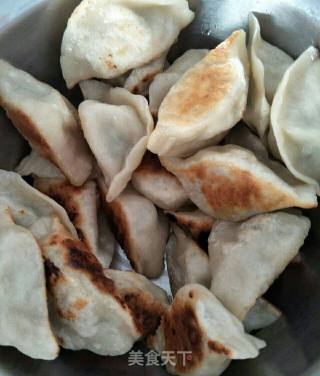 Dumplings Stuffed with Pork, Leek and Cabbage recipe