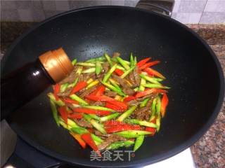 Stir-fried Beef with Asparagus recipe