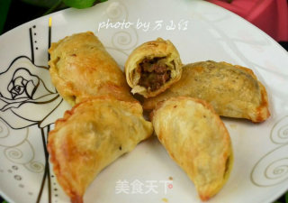 Curry Beef Pastry Mooncakes recipe