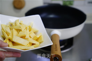 Sweet Potato Beef Bone Noodle Soup recipe