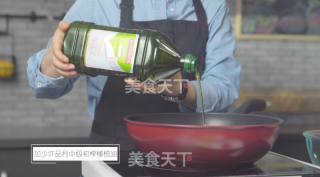 Peach Gum Syrup with Fragrant Fried Rice recipe