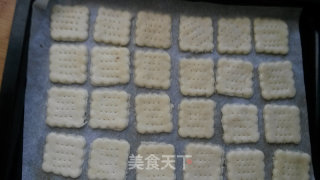 Soda Crackers recipe