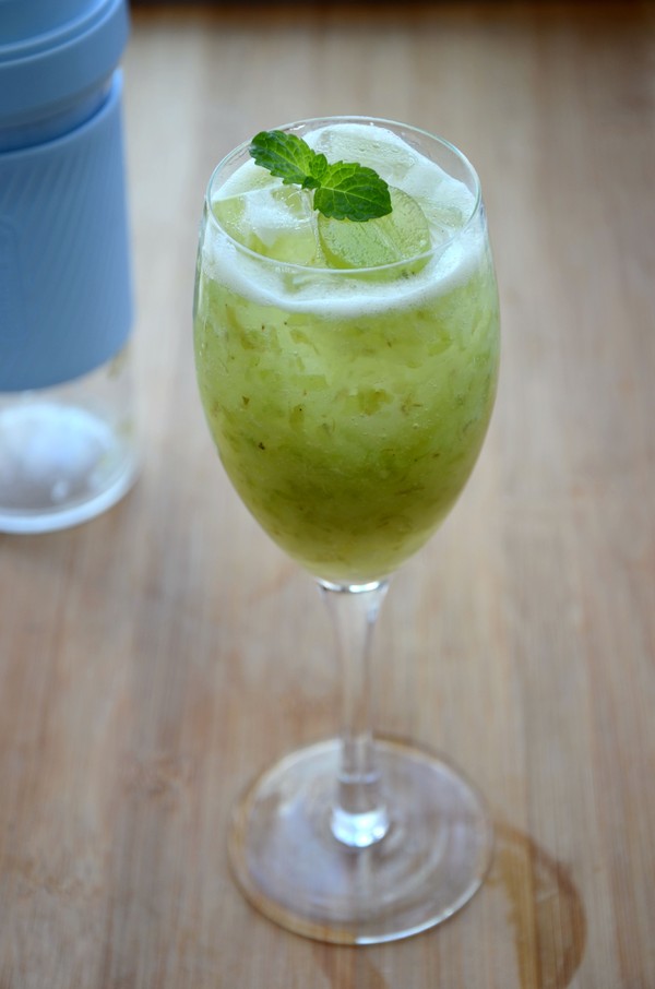 Icy Green Sparkling Water recipe