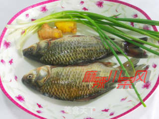 Chopped Pepper Crucian Carp/two-color Crucian Carp recipe