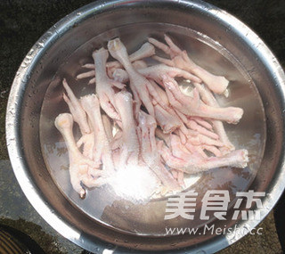 Soy Sauce Chicken Feet recipe