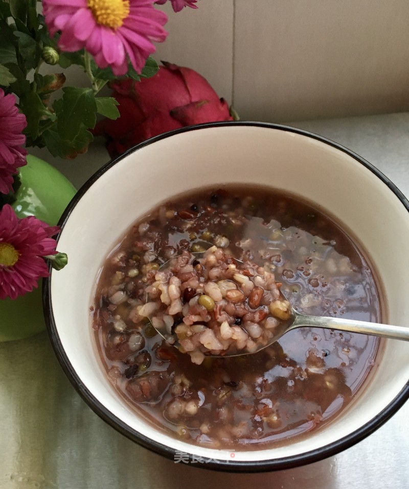 Three-color Brown Rice and Mung Bean Porridge recipe