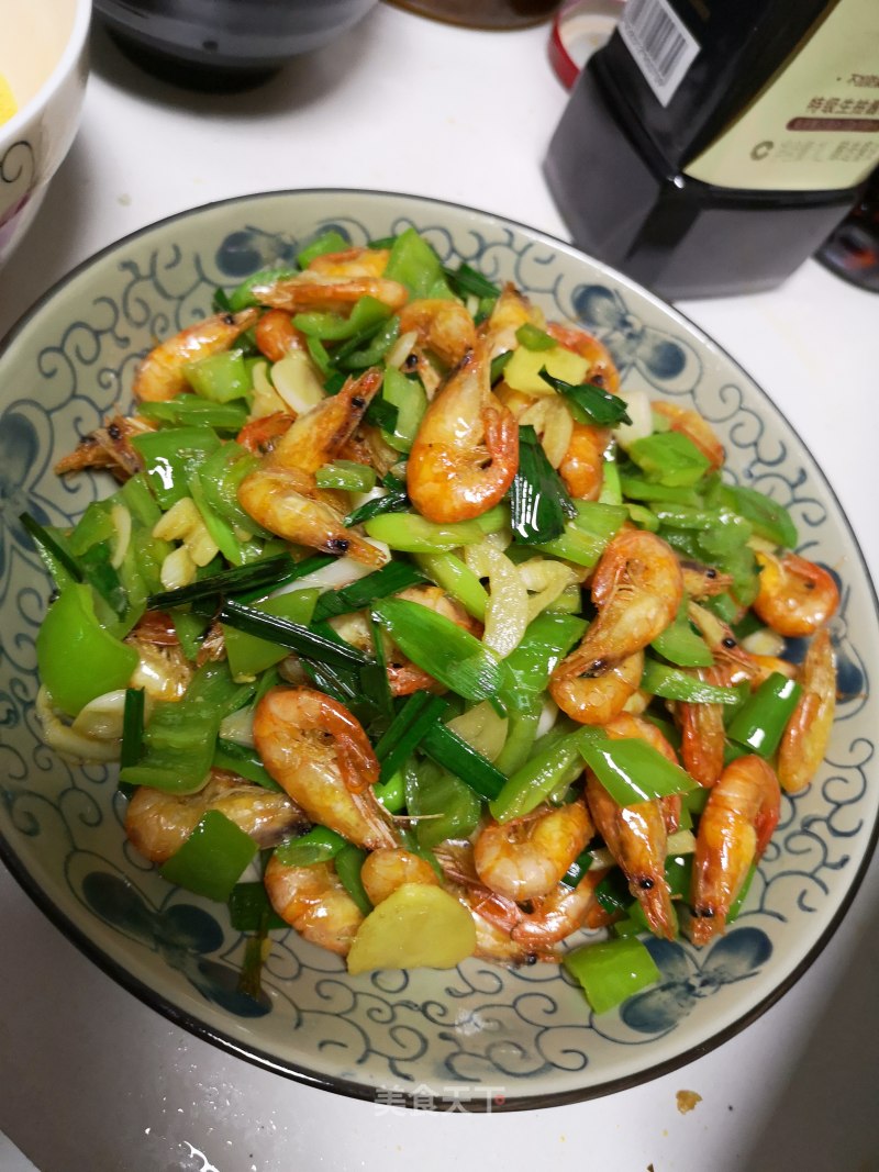 Stir-fried River Prawns with Green Peppers recipe