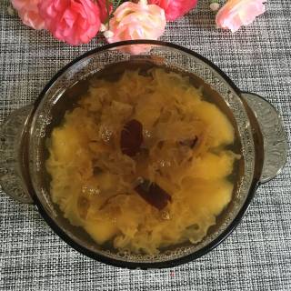 Stewed Sydney Tremella with Rock Sugar recipe