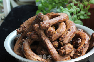 A Snack that Makes You Unable to Stop Your Mouth---spicy Duck Neck recipe