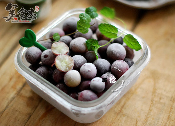 Frozen Grapes recipe