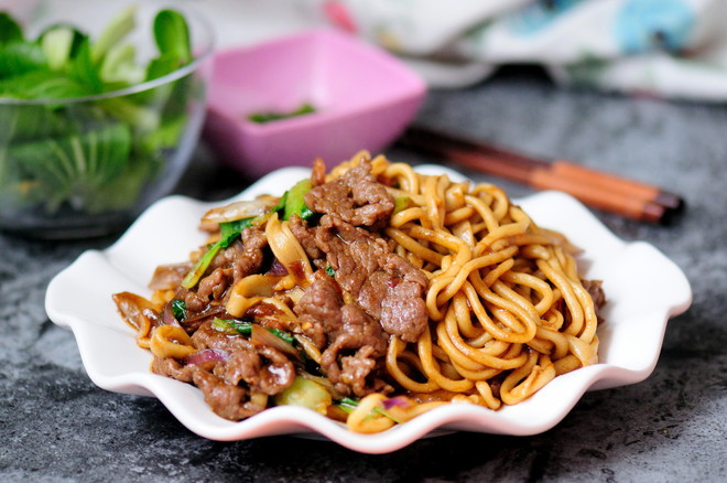Cumin Beef Stir-fried La Tiao Homemade Noodles