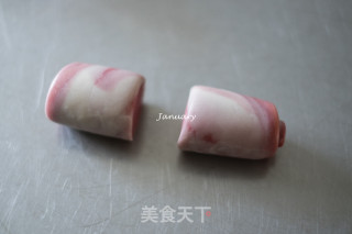 【shanghai】red Yeast Bamboo Charcoal Crisp recipe