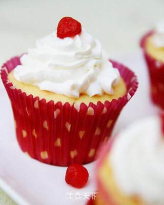 Beautiful and Delicious Meal----cup Cream Cake recipe