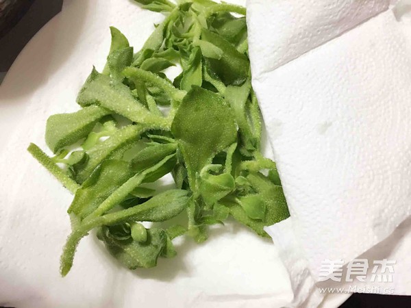 Ice Grass Garland Salad recipe