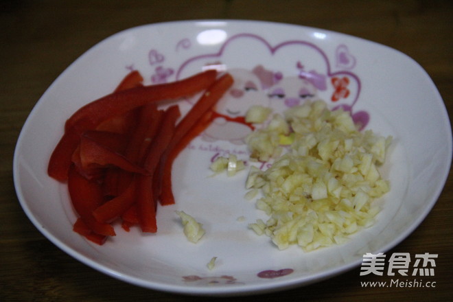 Celery Mixed with Yuba recipe