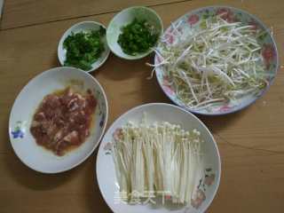 Enoki Mushroom and Silver Sprout Pork Soup recipe