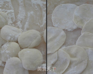 Leek and Shrimp Stuffed Dumplings recipe