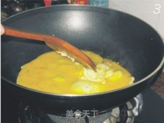 Tomato Scrambled Eggs recipe