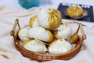 Loofah and Carrot Buns with Minced Meat recipe