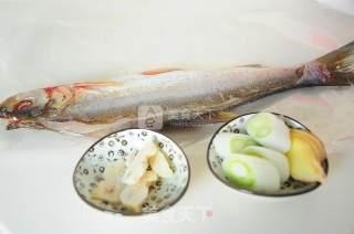 Steamed Taihu White Fish recipe