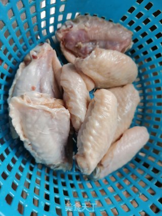 Orleans Chicken Wings recipe