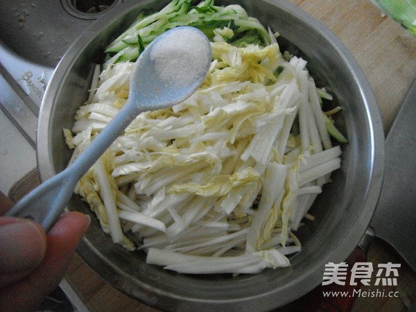 Tofu with Cabbage Heart and Cucumber recipe