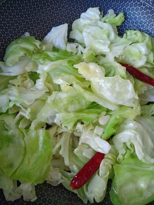 Sour and Appetizing Shredded Cabbage recipe