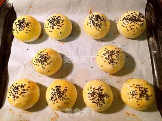 #柏翠大赛#lotus Paste Egg Yolk Cake recipe