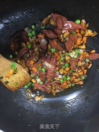 Lazy Version Sausage Claypot Rice recipe