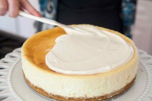 Small Fresh American Lemon Cheesecake recipe