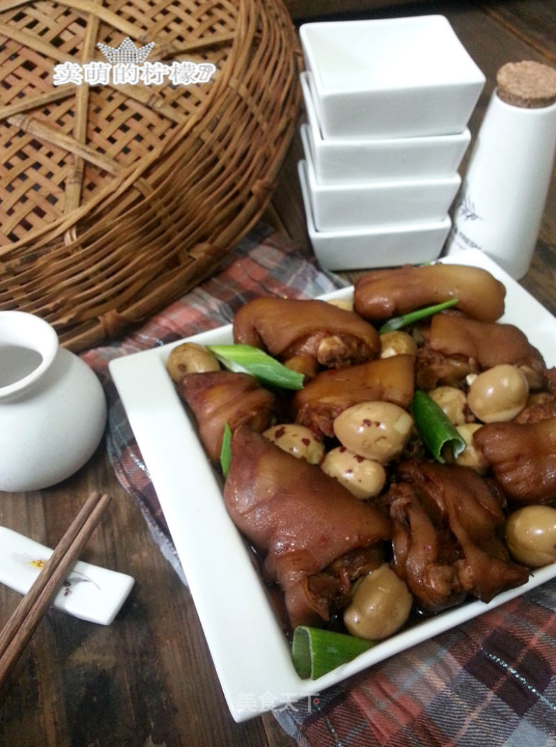 Winter Recipe: [2] Zhu Ba Jie Playing Football-stewed Pig's Trotter with Quail Eggs recipe