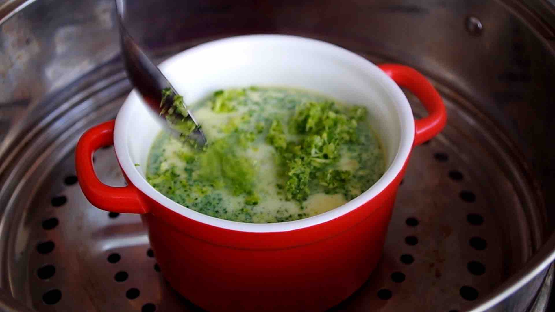 Don't Mix Broccoli Anymore, Add 2 Eggs to The Bowl and Stir One recipe