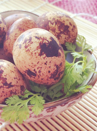 Spiced Tea Quail Eggs recipe