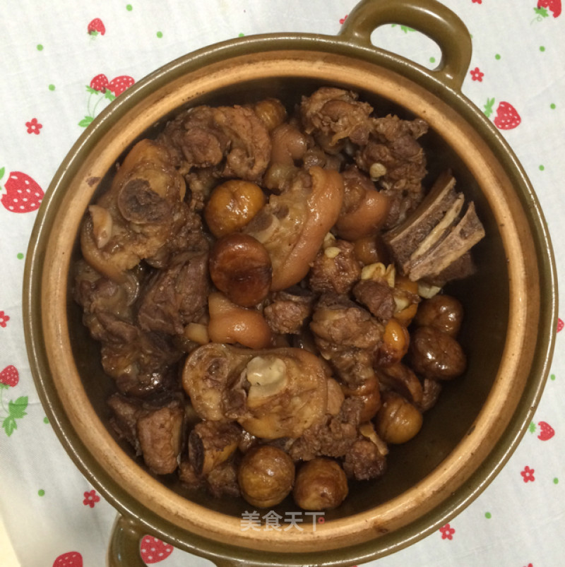 Chestnut Pig Feet recipe