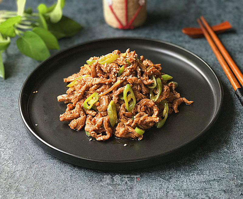 Stir-fried Beef Shredded in Sauce recipe