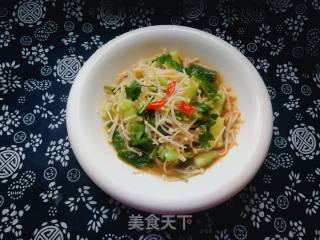 #团圆饭#mushrooms Mixed with Cucumber recipe