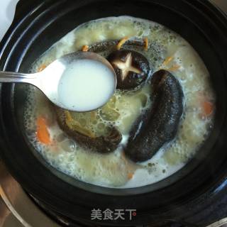 Stewed Sea Cucumber in Soup recipe
