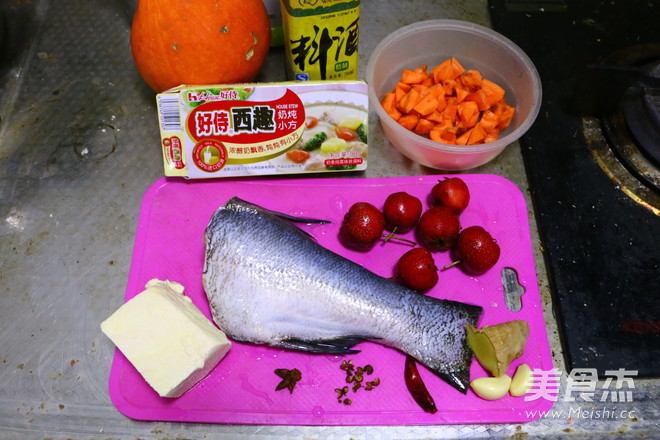 Milk Stewed Fat Head Fish Tofu Soup recipe